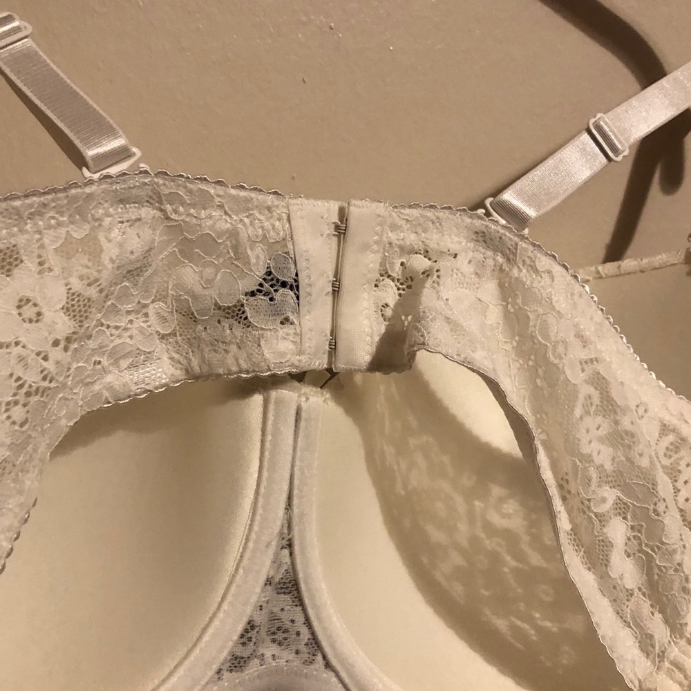 Bra - Picture 3 of 4